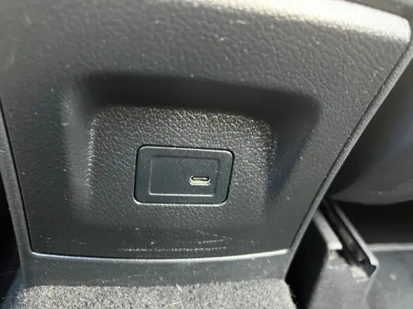 Mercedes-Benz B 180 d 8G-DCT Style 28