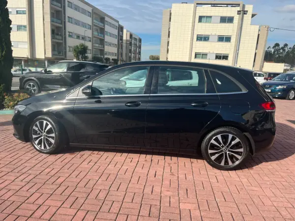 Mercedes-Benz B 180 d 8G-DCT Style 59
