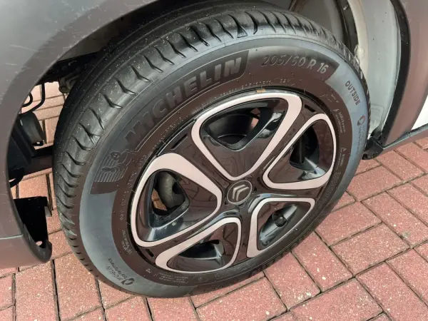 Citroën C3 Aircross 1.5 BlueHDi Shine 5