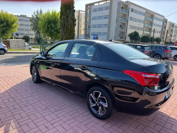 Citroën C-Elysée 1.6 BlueHDi Shine 4