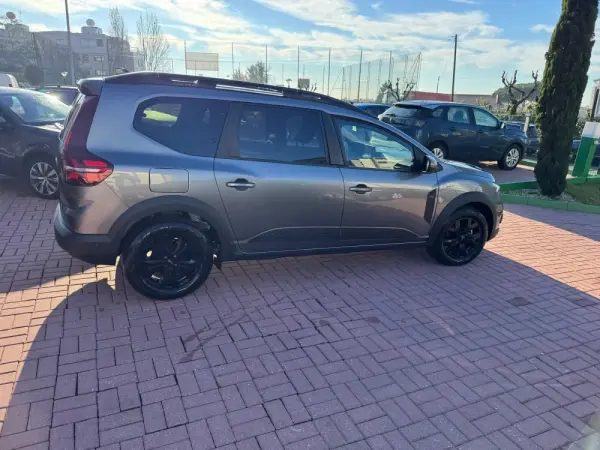 Dacia Jogger 1.0 ECO-G Expression 7L Bi-Fuel 2