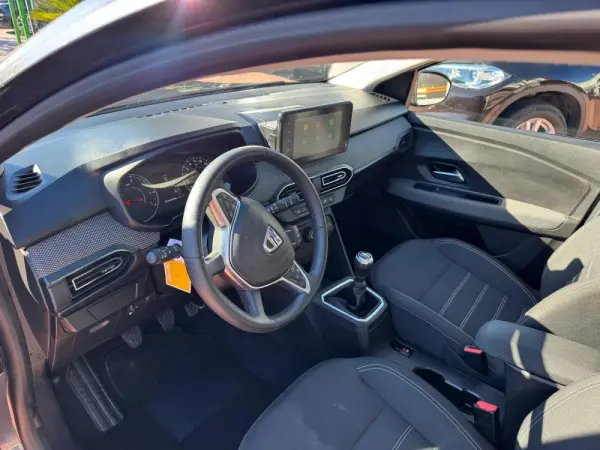 Dacia Sandero 1.0 SCe Comfort 6