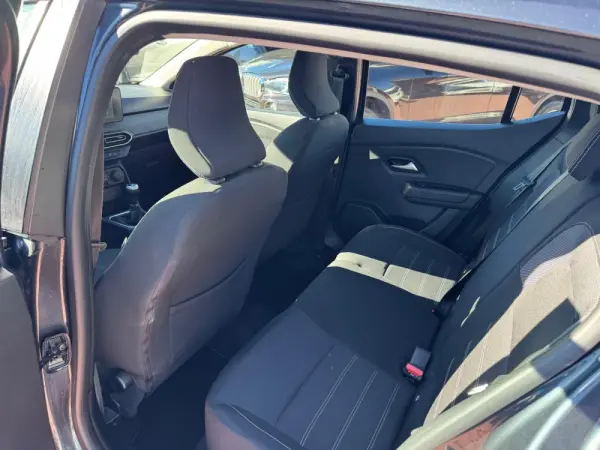 Dacia Sandero 1.0 SCe Comfort 8