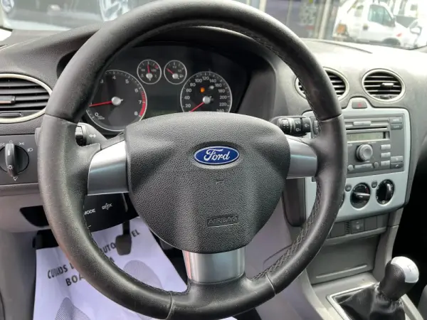 Ford Focus 1.4 16V Trend 17