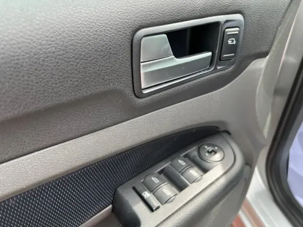 Ford Focus 1.4 16V Trend 18