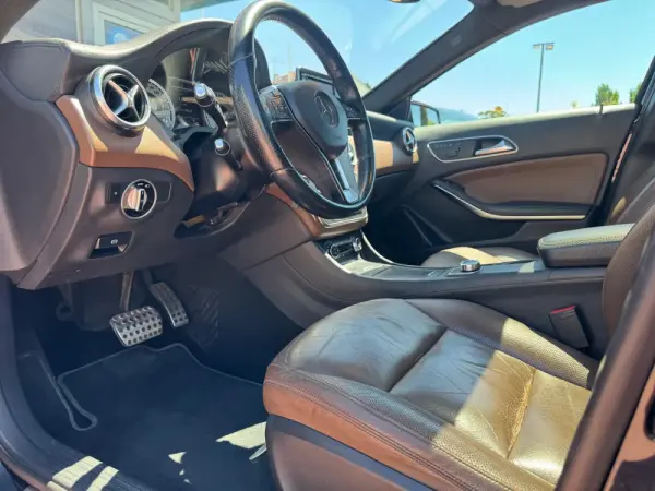 Mercedes-Benz A 220 CDi BlueEfficiency Aut. 39