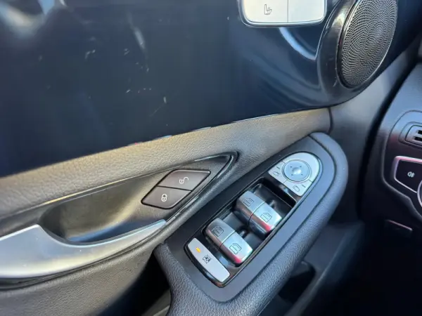 Mercedes-Benz C 200 d Business Solutions 10