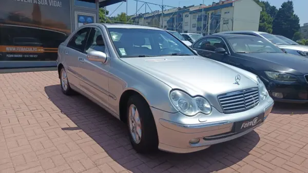 Mercedes-Benz C 220 Elegance 3