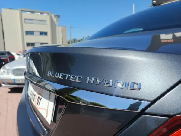 Mercedes-Benz C 300 BlueTEC Hybrid AMG Line 10