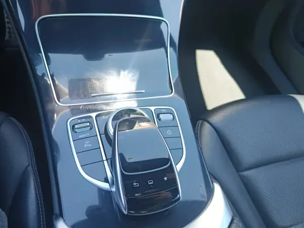 Mercedes-Benz C 300 BlueTEC Hybrid AMG Line 31