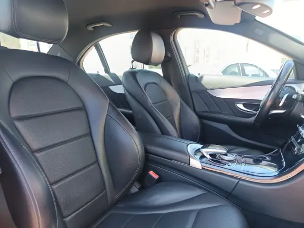 Mercedes-Benz C 300 BlueTEC Hybrid AMG Line 43