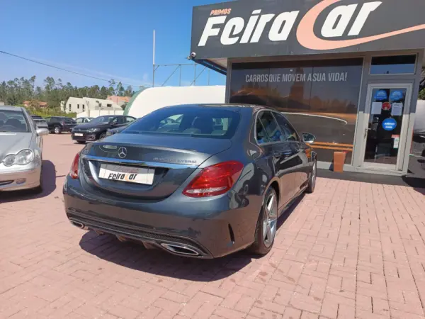 Mercedes-Benz C 300 BlueTEC Hybrid AMG Line 56