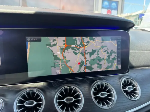 Mercedes-Benz E 300 AMG Line 44