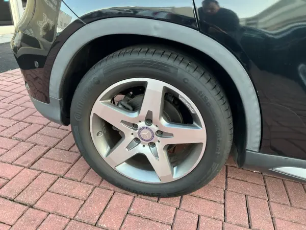 Mercedes-Benz GLA 180 CDi AMG Line 7