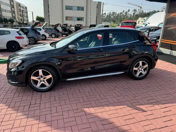 Mercedes-Benz GLA 180 CDi AMG Line 30