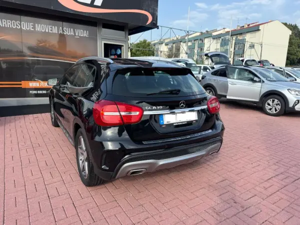 Mercedes-Benz GLA 180 CDi AMG Line 59