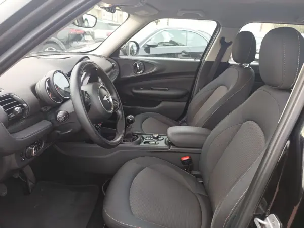 MINI Clubman One D 7