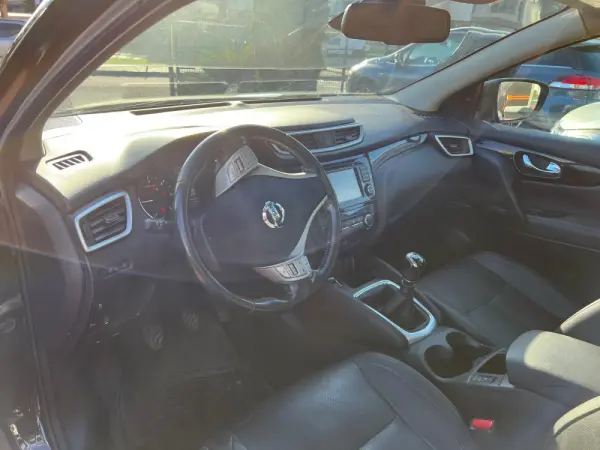 Nissan Qashqai 1.5 dCi Tekna Pele 10