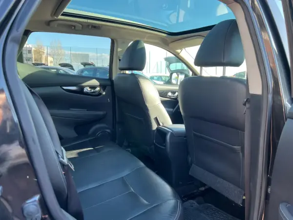 Nissan Qashqai 1.5 dCi Tekna Pele 11