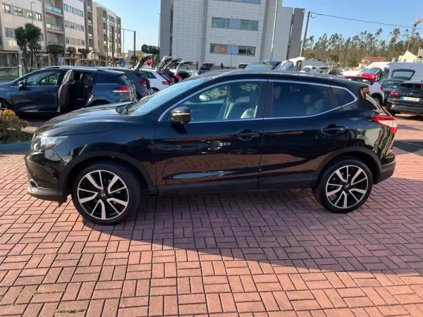 Nissan Qashqai 1.5 dCi Tekna Pele 12