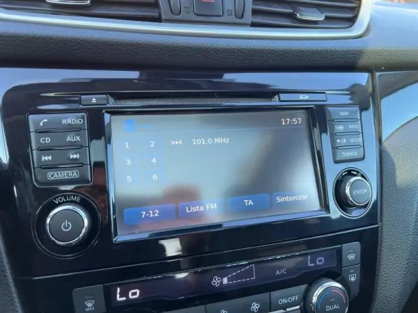 Nissan Qashqai 1.5 dCi Tekna Pele 16