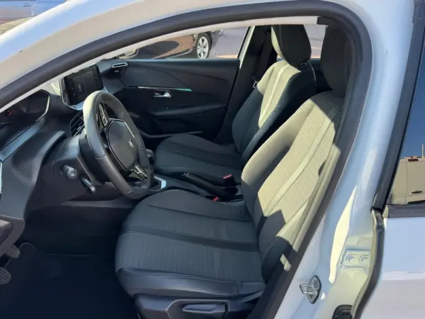 Peugeot 208 1.2 PureTech Active 12