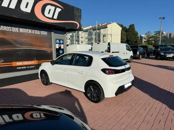 Peugeot 208 1.2 PureTech Active 30