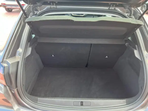 Peugeot 208 1.2 PureTech Active Pack 10