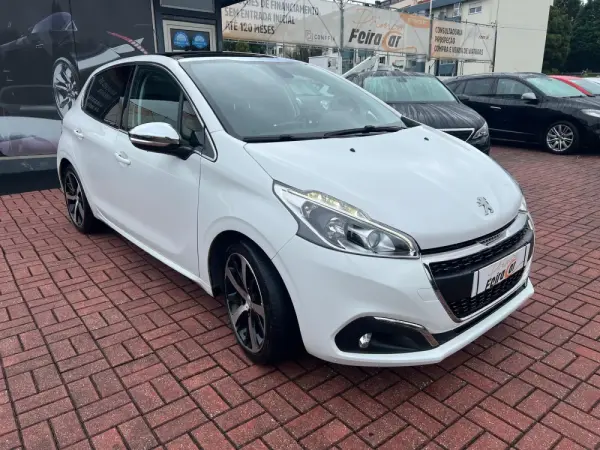 Peugeot 208 1.2 PureTech Allure 2