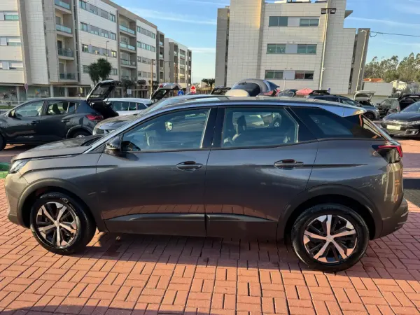Peugeot 3008 1.2 PureTech Allure 2