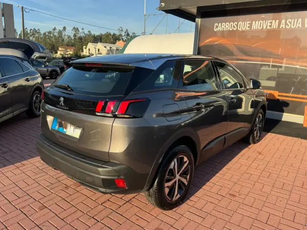 Peugeot 3008 1.2 PureTech Allure 28