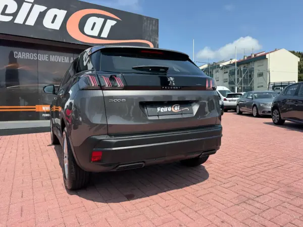 Peugeot 3008 1.5 BlueHDi Active Pack EAT8 42