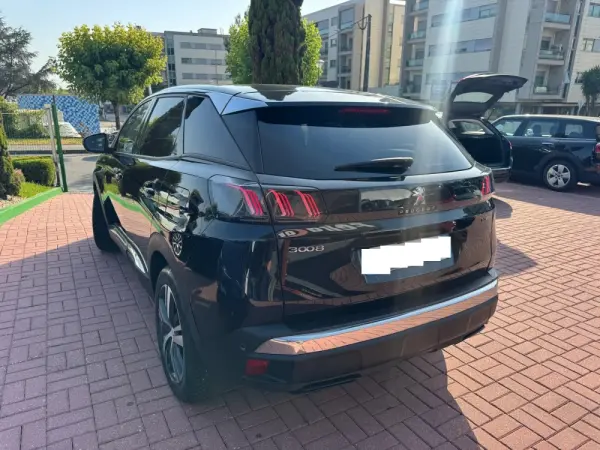 Peugeot 3008 1.6 Hybrid Allure Pack e-EAT8 7