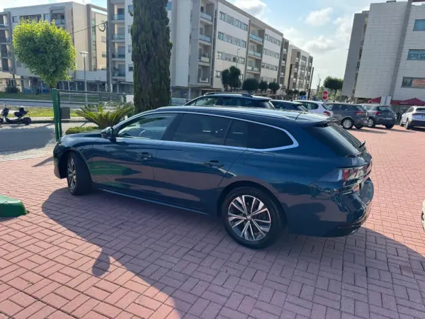 Peugeot 508 SW 1.6 Hybrid Allure e-EAT8 14