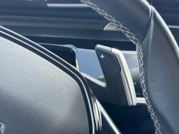 Peugeot 508 SW 1.6 Hybrid Allure e-EAT8 23