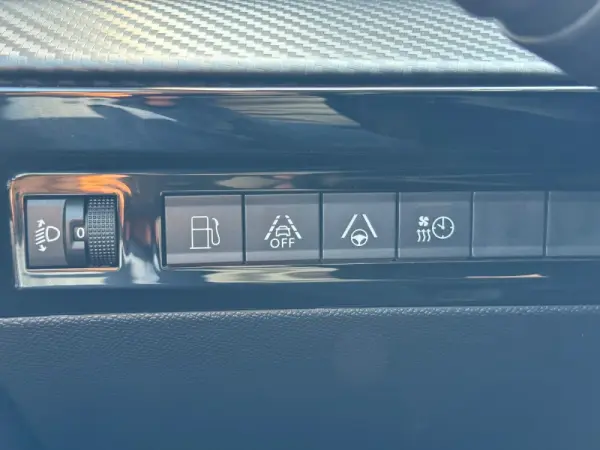 Peugeot 508 SW 1.6 Hybrid Allure e-EAT8 26