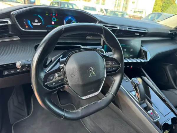 Peugeot 508 SW 1.6 Hybrid Allure e-EAT8 29