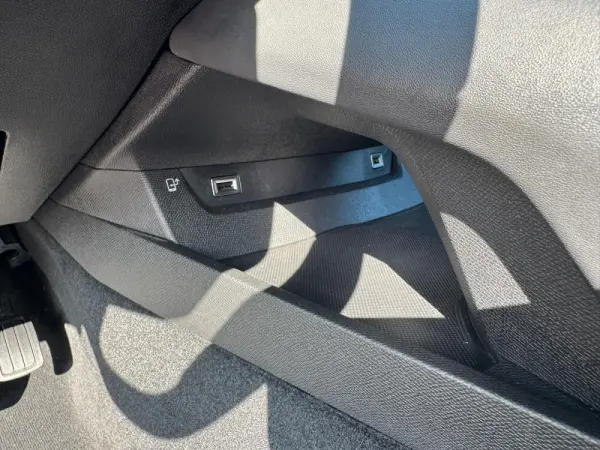 Peugeot 508 SW 1.6 Hybrid Allure e-EAT8 31