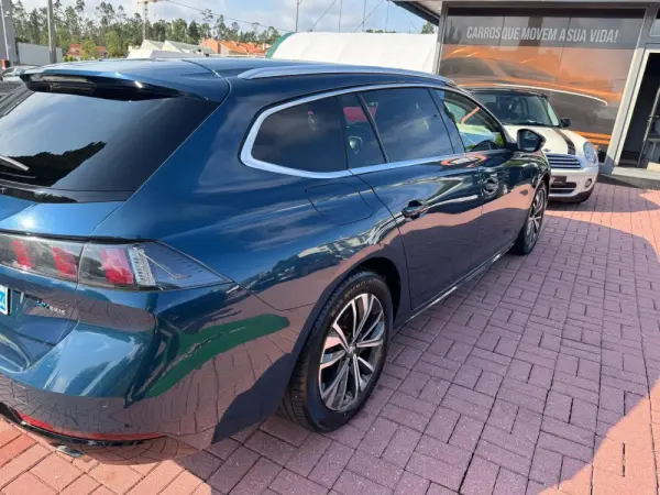 Peugeot 508 SW 1.6 Hybrid Allure e-EAT8 32