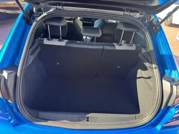 Peugeot e-208 50 kWh GT Pack 5