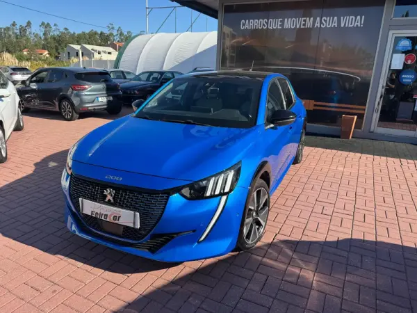 Peugeot e-208 50 kWh GT Pack 9