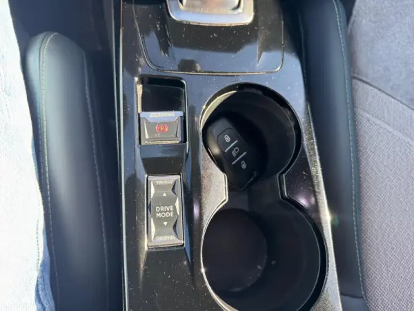 Peugeot e-208 50 kWh GT Pack 24