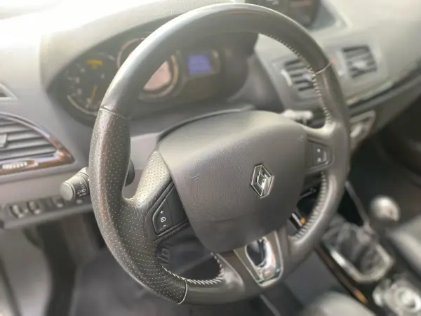 Renault Mégane Sport Tourer 1.5 dCi Bose Edition SS 8