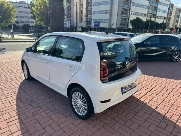 Volkswagen Up! 1.0 Move Up! Auto 5