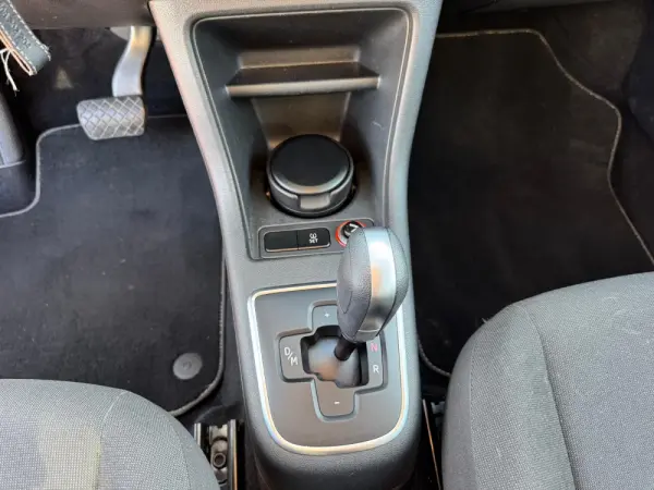 Volkswagen Up! 1.0 Move Up! Auto 11