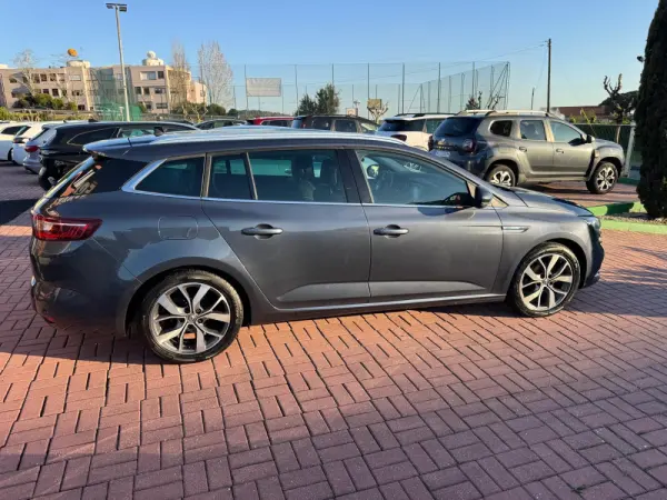 Renault Mégane Sport Tourer ENERGY TCe 130 BOSE EDITION 9