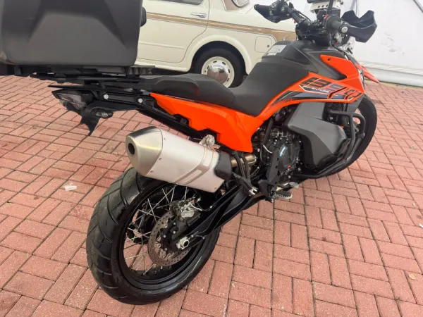 KTM 890 Adventure 15