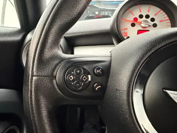 MINI 3 Portas Cooper D 16
