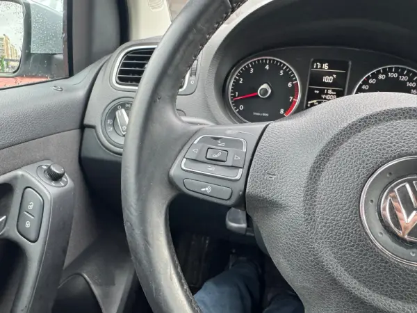 Volkswagen Polo 1.2 TSi Trendline 20