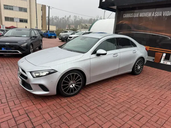 Mercedes-Benz A 180 Limousine d 7G-DCT Progressive 2